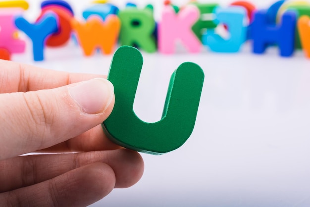 美国确诊病例超过138万,美国确诊超2859万